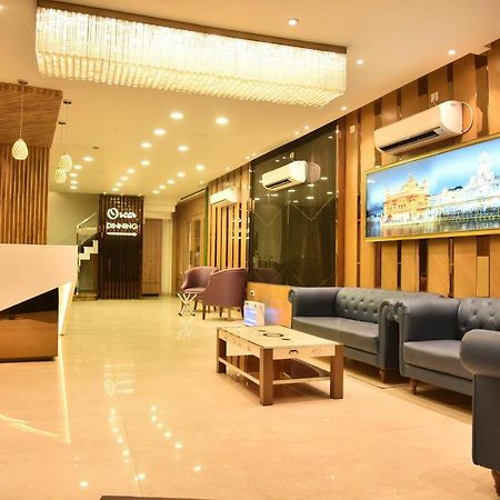 Hotel Oscar Амритсар Екстериор снимка