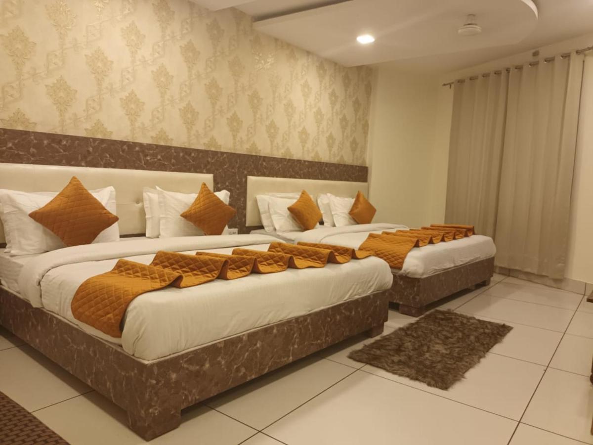 Hotel Oscar Амритсар Екстериор снимка