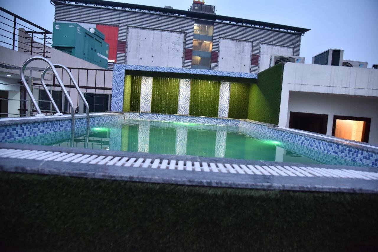 Hotel Oscar Амритсар Екстериор снимка
